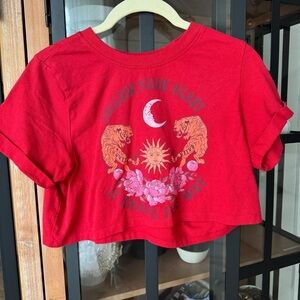 Perfect Match tigers baby tee crop top short sleeves box UO Free People tshirt
